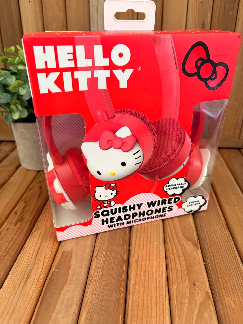 Hello Kitty Red Squishy Wired Headphones, Wired NIB